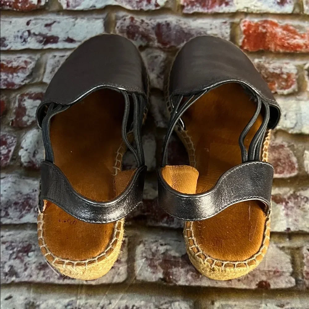 * Toni Pons Noelia espadrille slip-on in platinum leather